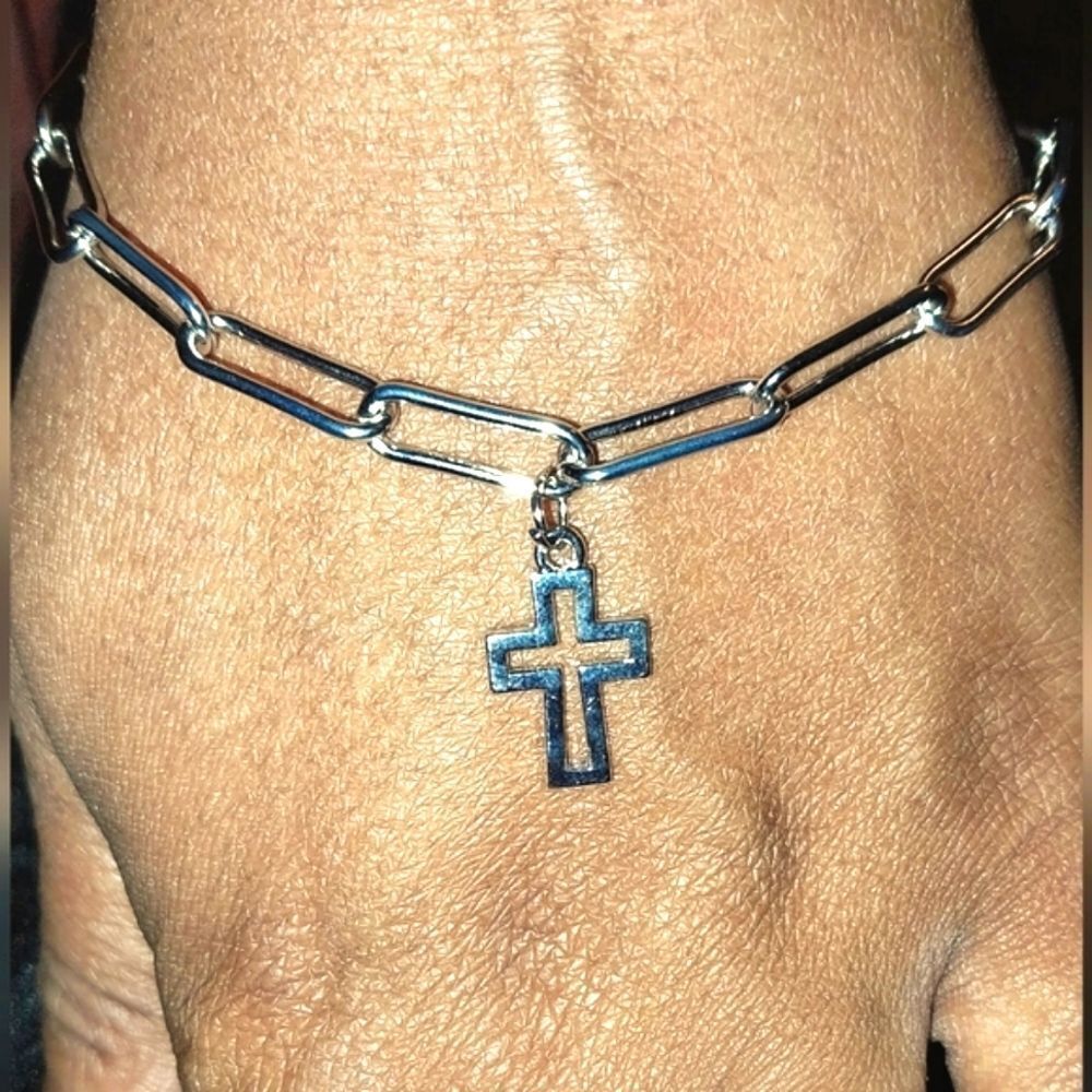 Unisex Link Cross Pendant Adjustable Link Bracelet